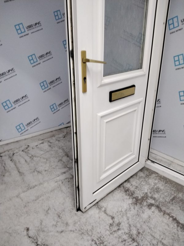 Used White Upvc Front Door 920mm x 2030mm 0137 - Image 5