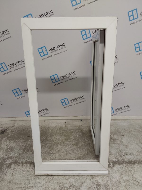 Used White Upvc Tilt And Turn Window 600mm x 1180mm W0123 - Image 4