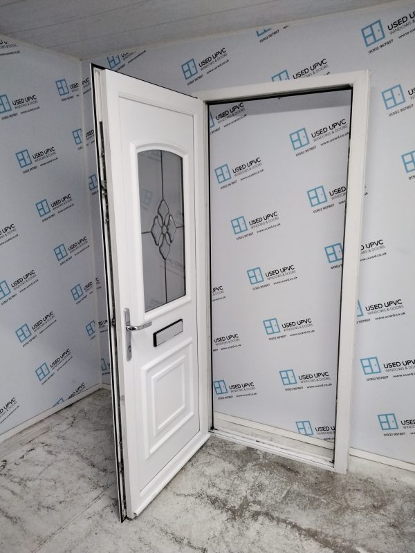 Used White Upvc Front Door 930mm x 2060mm 0164 - Image 3