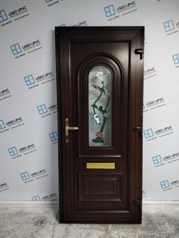 Used Woodgrain Upvc Front Door 850mm x 1970mm 0191 - Image 2