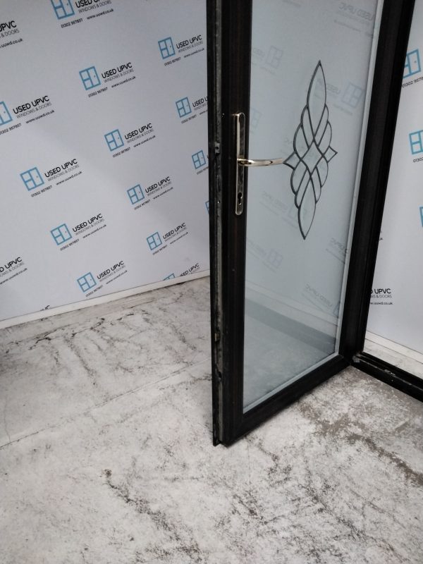 Used Woodgrain Upvc Back Door 890mm x 2055mm 0189 - Image 5