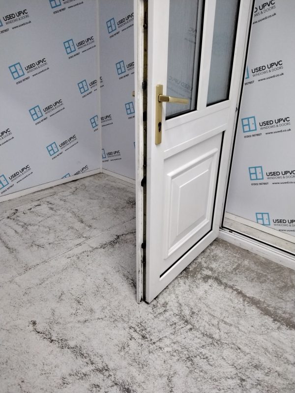 Used White Upvc Back Door 855mm x 2030mm 0204 - Image 5