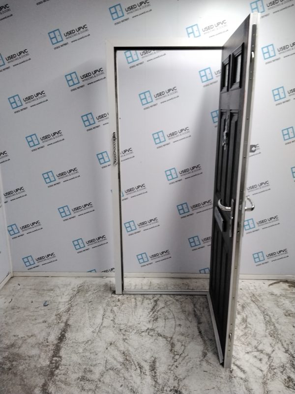 Used Anthracite Grey Composite Front Door 890mm x 1970mm 0213 - Image 3