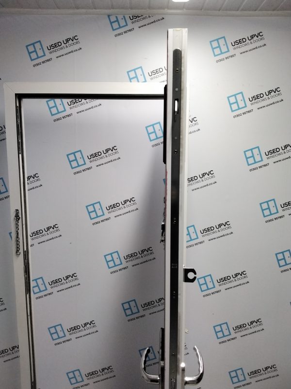 Used Anthracite Grey Composite Front Door 890mm x 1970mm 0213 - Image 4