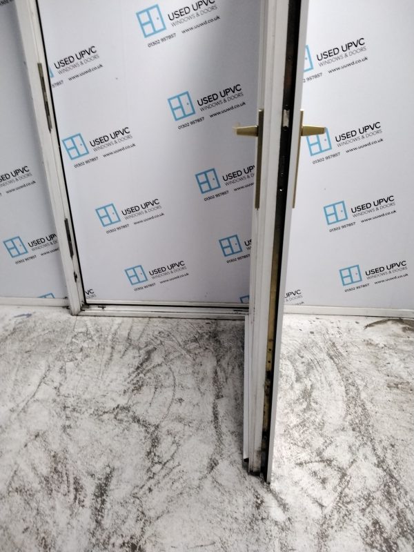 Used White Upvc Front Door 980mm x 2070mm 0243 - Image 5