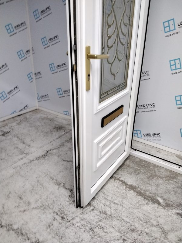 Used White Upvc Front Door 880mm x 2110mm 0011 - Image 5