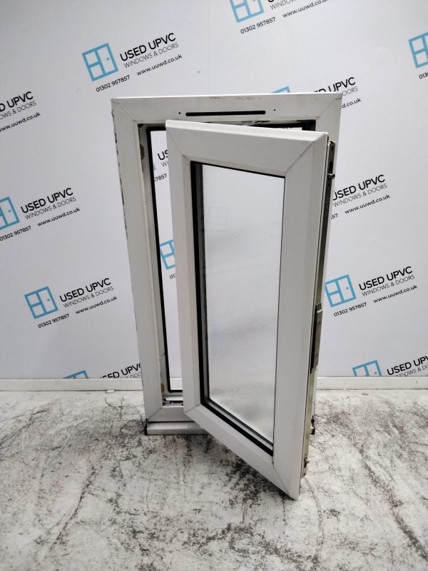 Used White Upvc Window 495mm x 910mm W0046 - Image 3