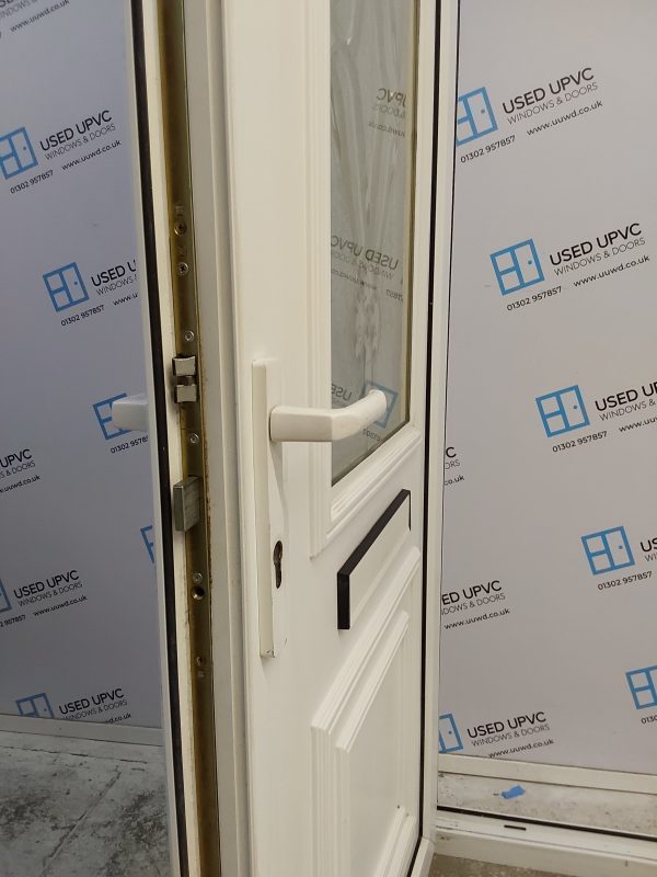 Used White Upvc Front Door 955mm x 2095mm 0047 - Image 7