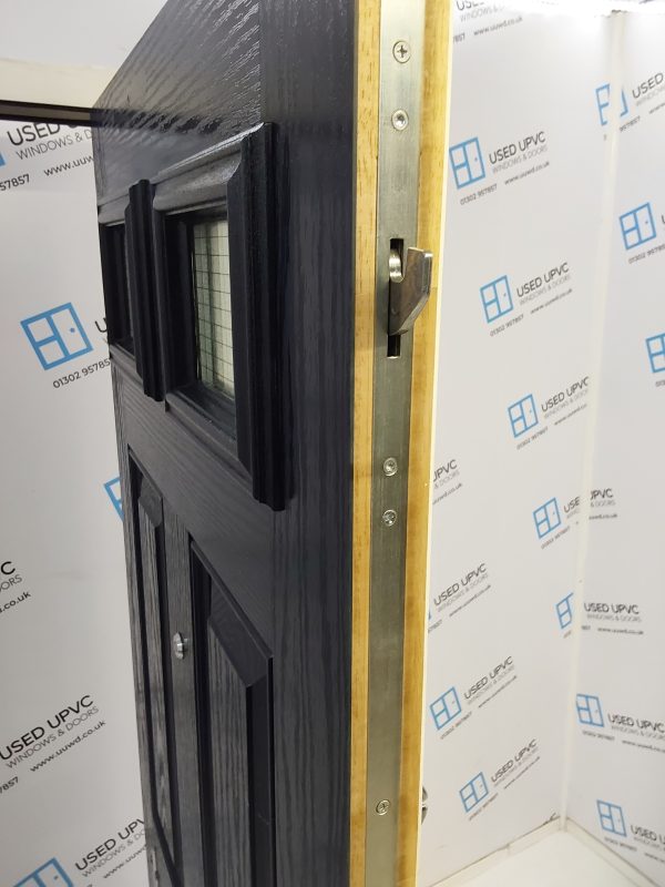 Used Blue Composite Front Door 920mm x 2040mm (reduce to 900mm) 0120 - Image 5