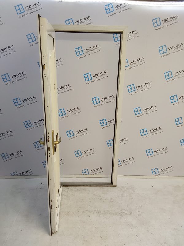 Used White Upvc Front Door 875mm x 2060mm 0281 - Image 3