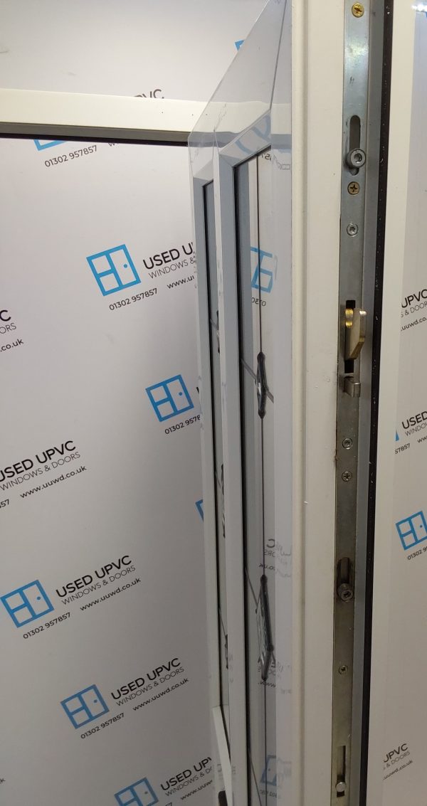 Used White Upvc Front Door 925mm x 2060mm 0490 - Image 7
