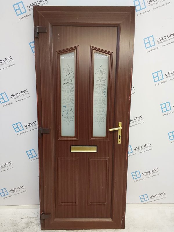 Used Woodgrain Upvc Front Door 865mm x 2130mm 0354 - Image 2