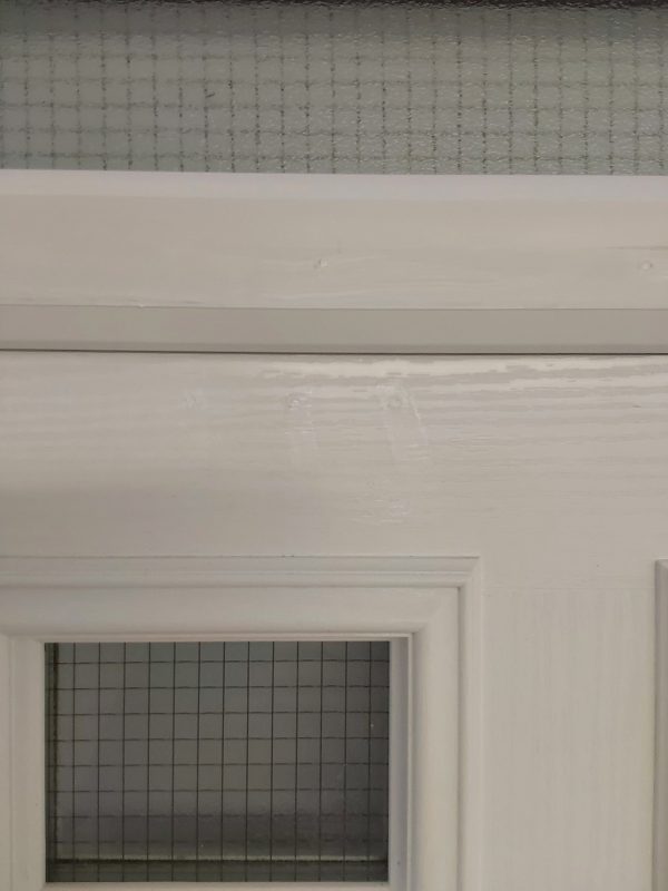 Used White Composite Front Door And Toplight 870mm x 2220mm 0515 - Image 4