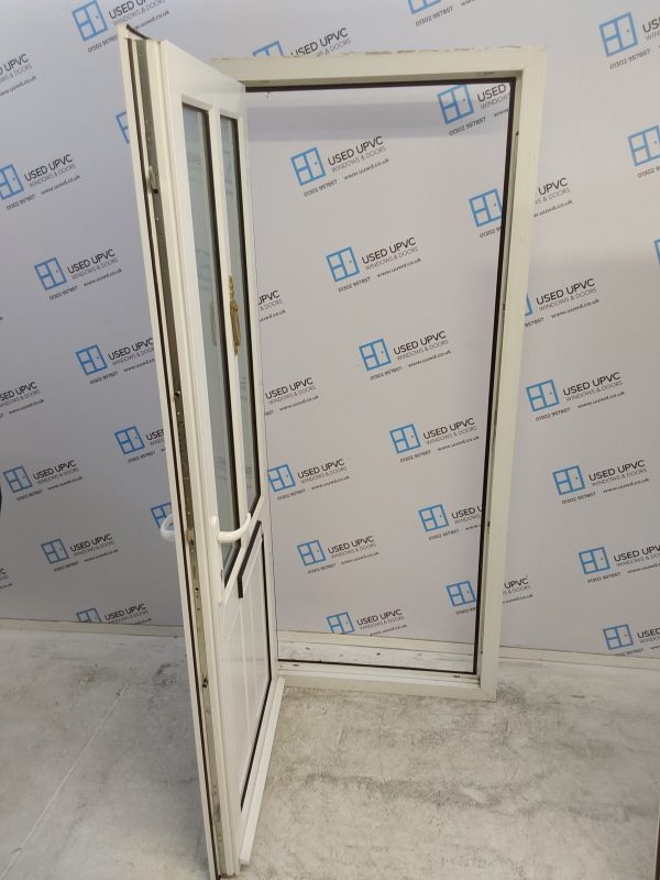 Used White Upvc Front Door 870mm x 2055mm 0526 - Image 3