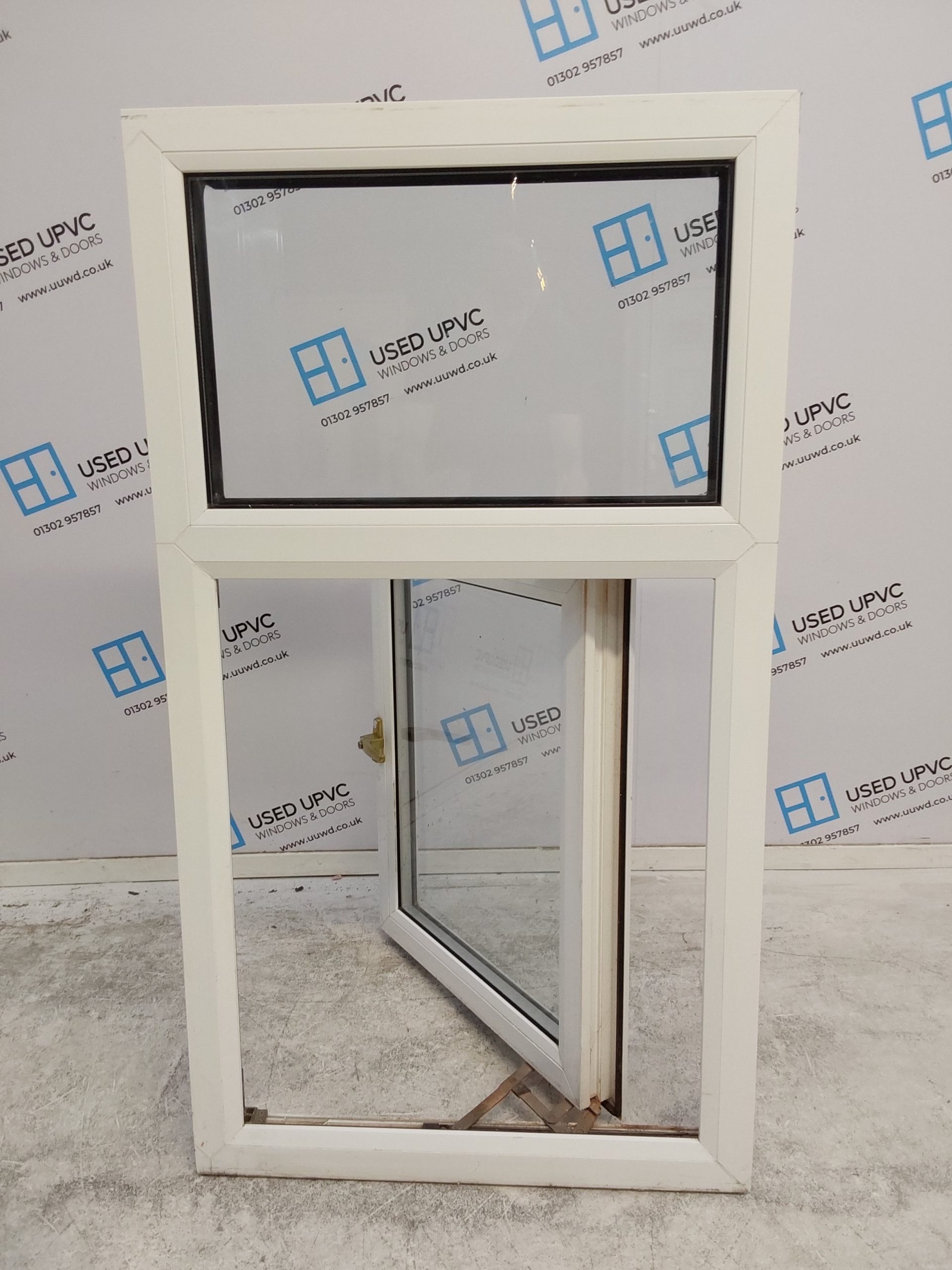 Used White Upvc Window 620mm x 1115mm W0017 | Used UPVC Windows & Doors