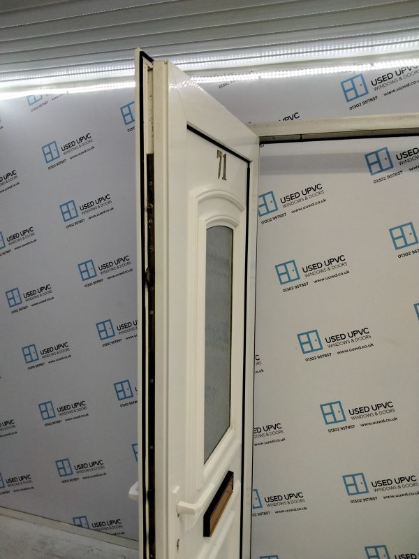 Used White Upvc Outward Opening Front Door 925mm x 2070mm 0574 - Image 3
