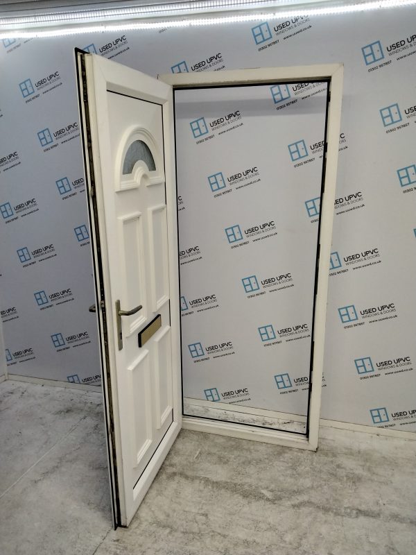 Used White Upvc Outward Opening Front Door 890mm x 2025mm 0329 - Image 3