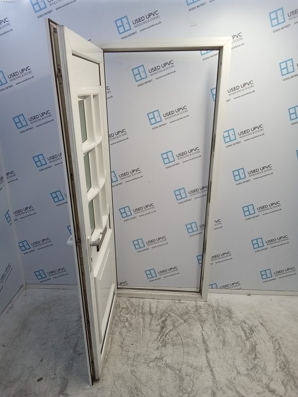 Used White Upvc Front Door 910mm x 2090mm 0135 - Image 4