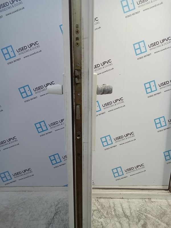 Used White Upvc Front Door 910mm x 2090mm 0135 - Image 6
