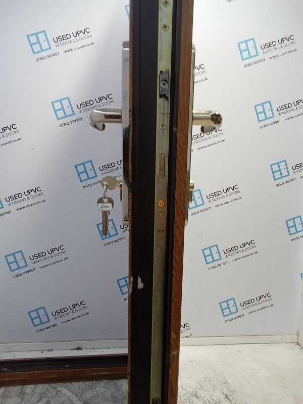 Used Oak Upvc front Door 900mm x 2100mm 0500 - Image 5