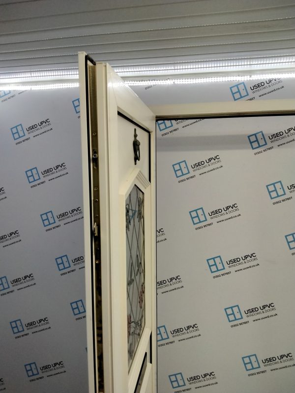 Used White Upvc Front Door 940mm x 2100mm (Reduce To 925mm x 2100mm) 0652 - Image 4