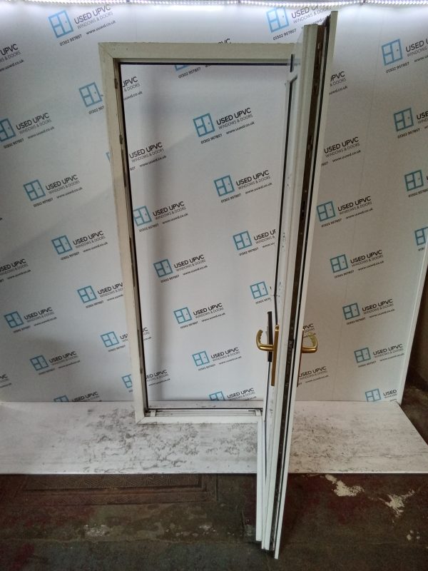 Used White Upvc Front Door 880mm x 2030mm 0187 - Image 3