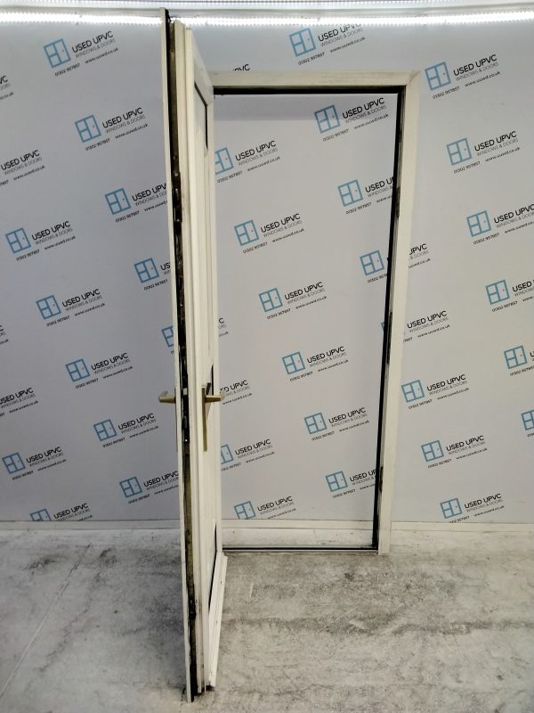 Used White Upvc Front Door 915mm x 2110mm (Reduce To 900mm x 2110mm 0176 - Image 3