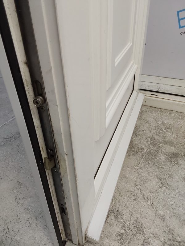 Used White Upvc Front Door 880mm x 1930mm 0569 - Image 7