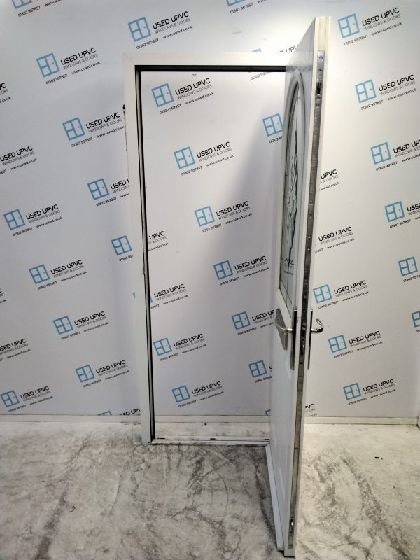 Used White Composite Front Door 840mm x 2050mm 0671 - Image 3