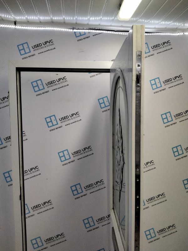 Used White Composite Front Door 840mm x 2050mm 0671 - Image 4