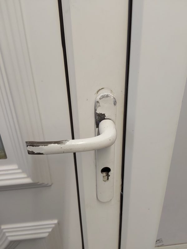 Used White Upvc Front Door 885mm x 2095mm 0288 - Image 7