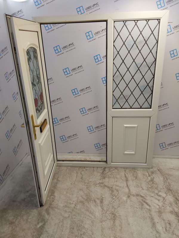 Used White Upvc Front Door And Side Panel 1525mm x 2080mm DS010 - Image 3