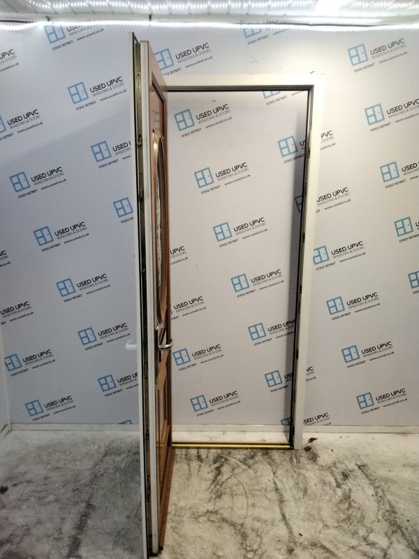 Used Oak Upvc Front Door 885mm x 2085mm (Reduce To 865mm x 2085mm) - Image 3