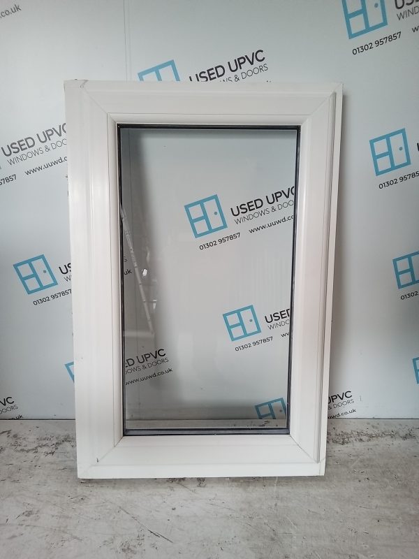 Used White Upvc Window 630mm x 955mm W0059