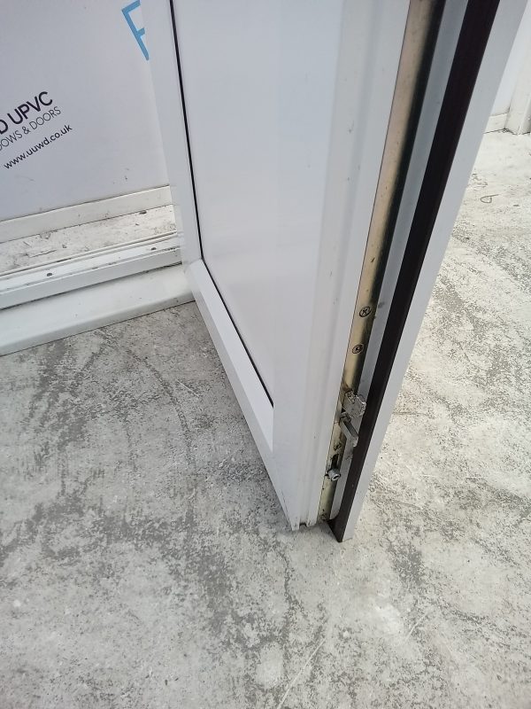 Used White Upvc Kennel/cattery Door (outward opening) 615mm x 1865mm 0718 - Image 8