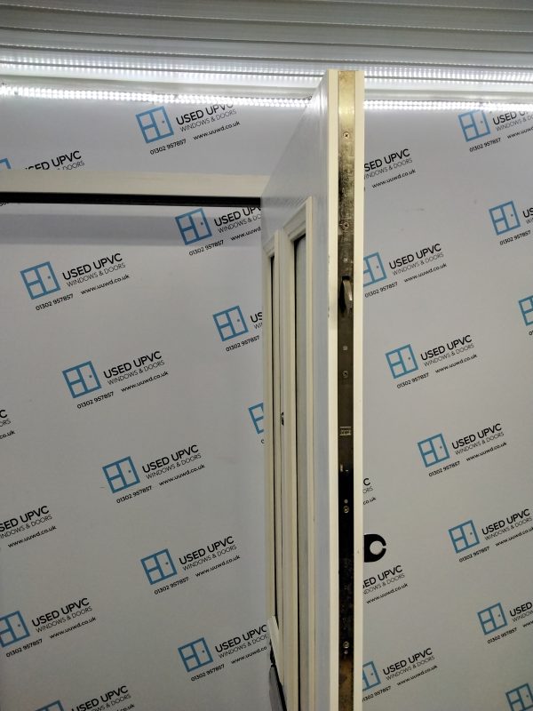 Used White Composite Front Door 910mm x 2060mm 0773 - Image 4