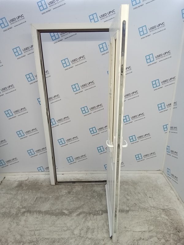 Used White Composite Front Door 905mm x 2045mm 0731 - Image 3