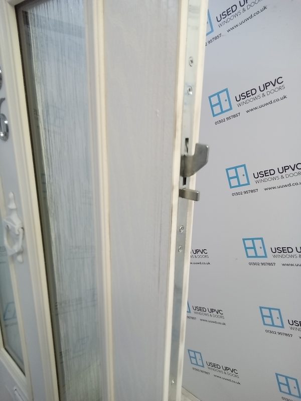 Used White Composite Front Door 905mm x 2045mm 0731 - Image 7