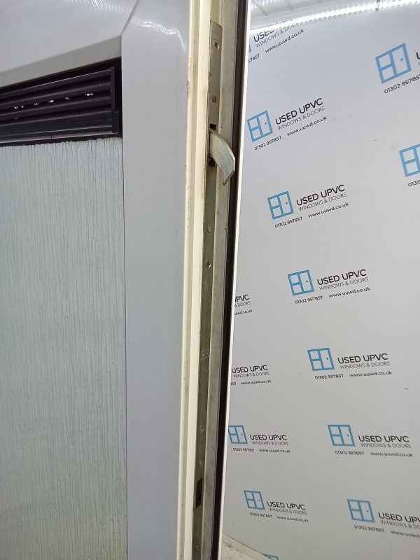 Used White Upvc Front Door 885mm x 2055mm 0769 - Image 8
