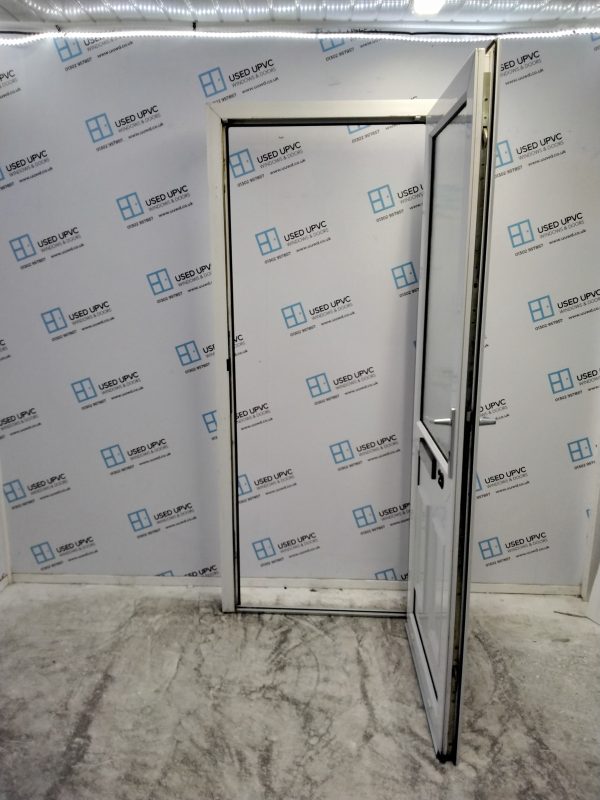 Used White Upvc Front Door 885mm x 2080mm 0802 - Image 3