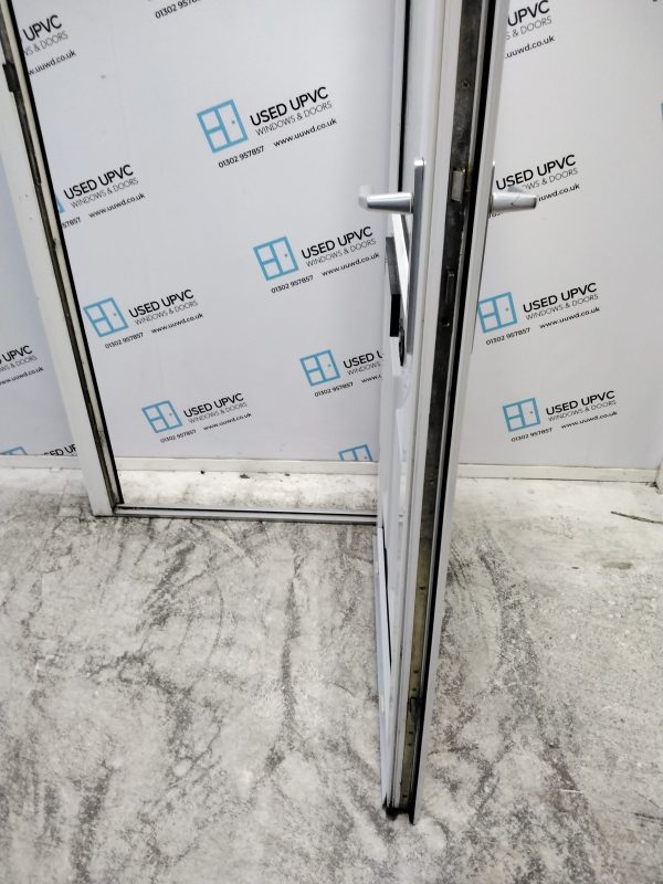 Used White Upvc Front Door 885mm x 2080mm 0802 - Image 5