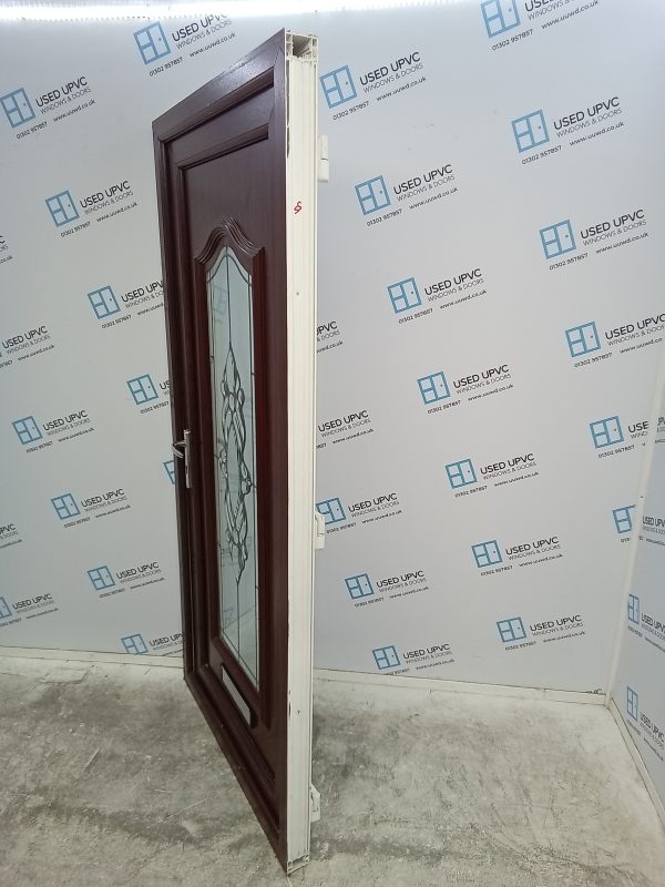 Used Rosewood Upvc Front Door 950mm x 2060mm 0144 - Image 7