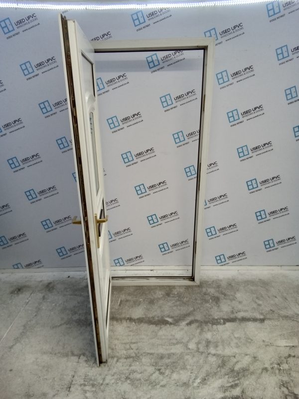 Used White Upvc Front Door 915mm x 2060mm 0710 - Image 3