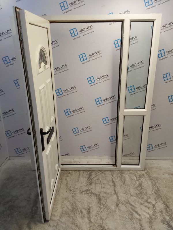 Used White Upvc Front Door And sides 1645mm x 2040mm DS030 - Image 3
