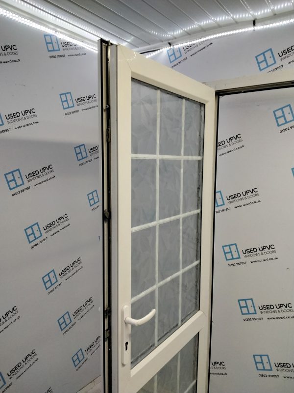 Used White Upvc Back Door 920mm x 2080mm (Reduce To 900mm x 2080mm) 0593 - Image 4