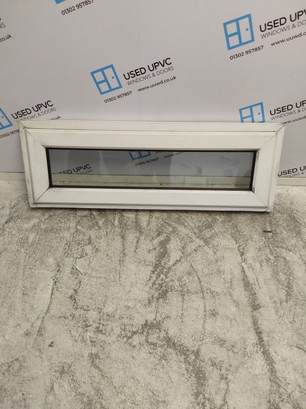 Used White Upvc Window 1060mm x 365mm W0029