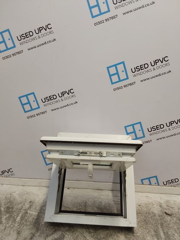 Used white upvc window 390mm x 415mm W0173 - Image 3