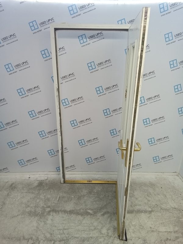 Used White Composite Front Door 920mm x 2090mm 0833 - Image 8