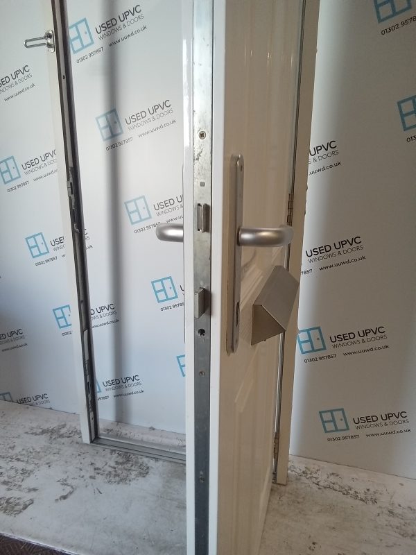 Used Dark Green Composite Front Door 825mm x 1990mm 0844 - Image 6