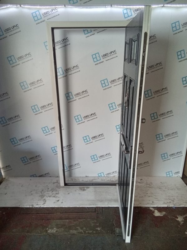 Used Black Composite Front Door 925mm x 2070mm 0864 - Image 4